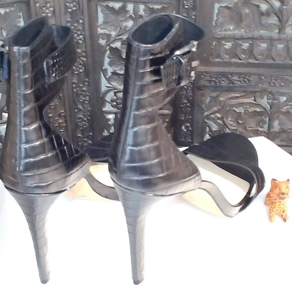 womens Vince Camuto Black Sandals Size 10 - Picture 5 of 5